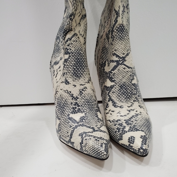 Snake Print Thigh High Boots - Picture 4 of 7